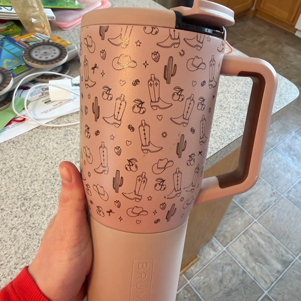 BrüMate Pink Western Print Tumbler